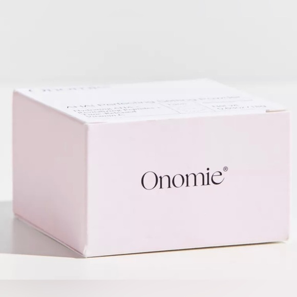 Revolve Onomie Setting Powder - Picture 4 of 6